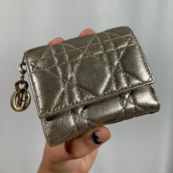 Christian Dior metallic silver leather 'Lady Dior Lotus' compact trifold wallet - Picture 1 of 11